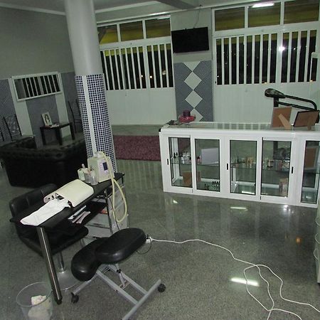 Residencial Girassol, Lda Bed & Breakfast Сао Филипе Екстериор снимка
