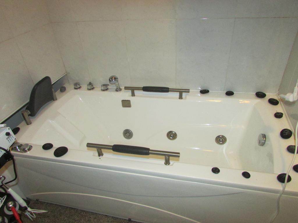 Residencial Girassol, Lda Bed & Breakfast Сао Филипе Екстериор снимка